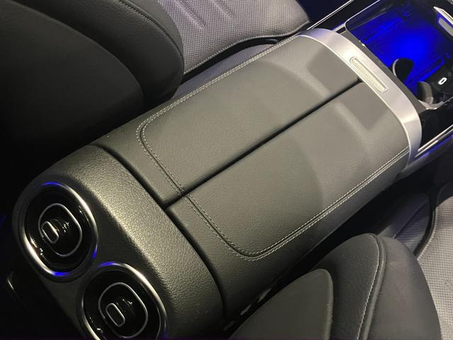 GLC GLC220d 4MクペドライバズP+AMGラインP 弊社ユーザー様お下取り車両/ワンオーナー車/ドライバーズパッケージ/シートベンチレーター/パノラミックスライディングルーフ/AMGレザーエクスクルーシブパッケージ/シートヒーター/新車保証継承車両(18枚目)