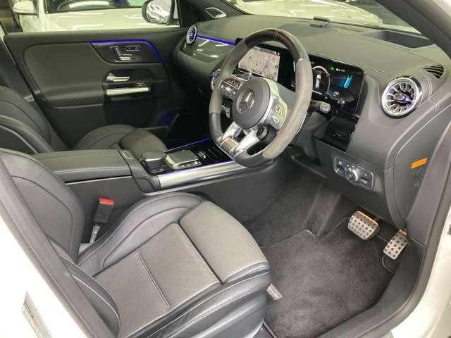 GLAクラス GLA45 S 4マチック+ AMGパフォーマンスPKG/パノラミックスライディングルーフ/AMGアドバンストPKG/シートベンチレーター/シートヒーター/Burmesterサラウンドサウンド/ヘッドアップディスプレイ/本革シート(6枚目)