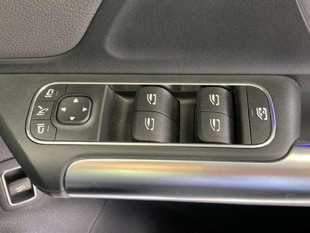 GLAクラス GLA45 S 4マチック+ AMGパフォーマンスPKG/パノラミックスライディングルーフ/AMGアドバンストPKG/シートベンチレーター/シートヒーター/Burmesterサラウンドサウンド/ヘッドアップディスプレイ/本革シート(17枚目)