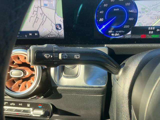 EQB EQB250+ 弊社元デモカー車両/EQケア継承車両/シートヒーター/ドライビングアシスタンスパッケージ/フットトランクオープナー/ハイテックシルバー/メモリー付きパワーシート/アンビエントライト64色/(21枚目)