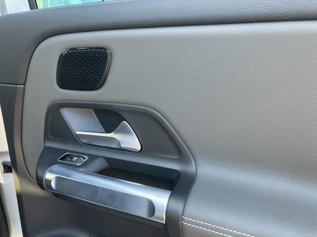 EQB EQB250+ 弊社元デモカー車両/EQケア継承車両/シートヒーター/ドライビングアシスタンスパッケージ/フットトランクオープナー/ハイテックシルバー/メモリー付きパワーシート/アンビエントライト64色/(38枚目)