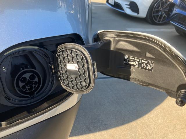 EQB EQB250+ 弊社元デモカー車両/EQケア継承車両/シートヒーター/ドライビングアシスタンスパッケージ/フットトランクオープナー/ハイテックシルバー/メモリー付きパワーシート/アンビエントライト64色/(46枚目)
