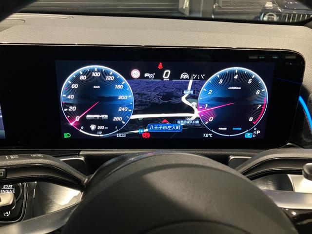 �����Z�f�X�E�x���c�����q�̍ŐV�̃V���[���[���ɂ́A��^���j�^�[������Ő�[�̃����Z�f�X�E�x���c�����̊������܂��I�����W����̂��߁A�V��̈������ł��A���������Ƃ��Ԃ�����������X�܂ł������܂��I