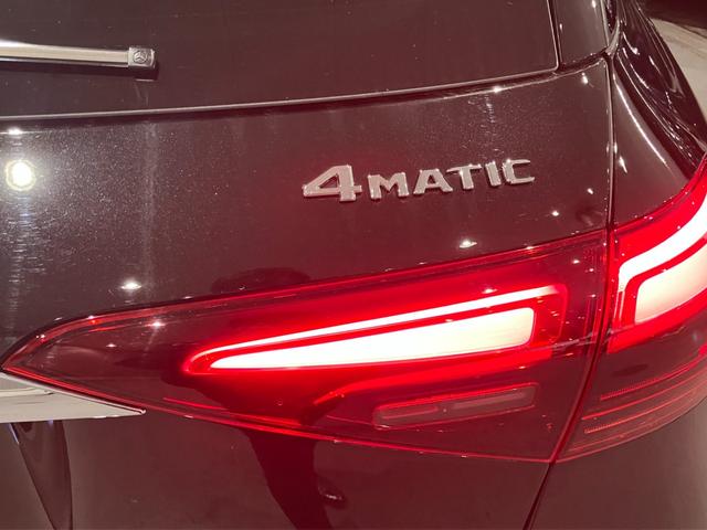 �����Z�f�X�E�x���c�����q�̍ŐV�̃V���[���[���ɂ́A��^���j�^�[������Ő�[�̃����Z�f�X�E�x���c�����̊������܂��I�����W����̂��߁A�V��̈������ł��A���������Ƃ��Ԃ�����������X�܂ł������܂��I