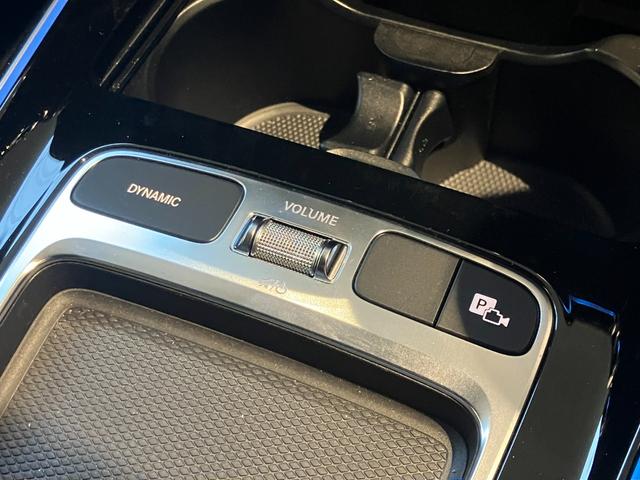 ＧＬＡクラス ＧＬＡ１８０　ＡＭＧラインパッケージ　元弊社デモカー／ＡＭＧラインパッケージ／コンフォートパッケージ／マルチビームＬＥＤヘッドライト／３６０°カメラシステム／メモリー付きパワーシート／アダプティブダンピングシステム付サスペンション（30枚目）