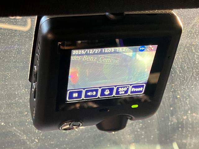 �����Z�f�X�E�x���c�����q�̍ŐV�̃V���[���[���ɂ́A��^���j�^�[������Ő�[�̃����Z�f�X�E�x���c�����̊������܂��I�����W����̂��߁A�V��̈������ł��A���������Ƃ��Ԃ�����������X�܂ł������܂��I