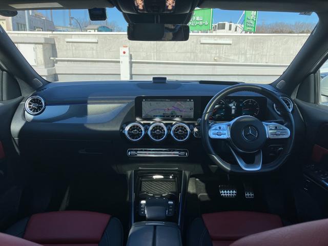 ＧＬＡクラス ＧＬＡ２００ｄ　４マチック　ＡＭＧライン　ユーザー様お下取り／ＡＭＧライン／アドバンストパッケージ／ＡＭＧレザーエクスクルーシブパッケージ／パノラミックスライディングルーフ／デジタルホワイト／本革シート／ヘッドアップディスプレイ（5枚目）