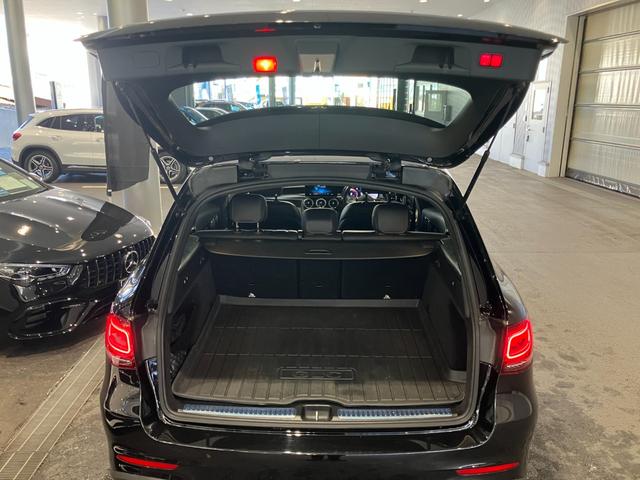 ＧＬＣ ＧＬＣ３００　４マチック　ＡＭＧライン　ユーザー様買取車／／レザーエクスクルーシブパッケージ／パノラミックスライディングルーフ／ヘッドアップディスプレイ／マルチビームＬＥＤヘッドライト／ＡＩＲ　ＢＯＤＹ　ＣＯＮＴＲＯＬサスペンション（10枚目）