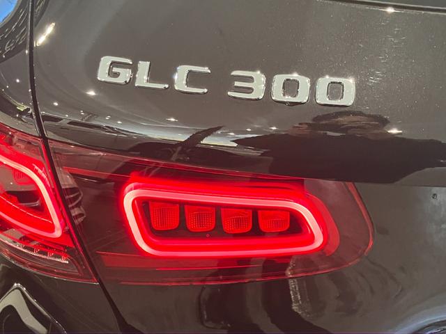 ＧＬＣ ＧＬＣ３００　４マチック　ＡＭＧライン　ユーザー様買取車／／レザーエクスクルーシブパッケージ／パノラミックスライディングルーフ／ヘッドアップディスプレイ／マルチビームＬＥＤヘッドライト／ＡＩＲ　ＢＯＤＹ　ＣＯＮＴＲＯＬサスペンション（47枚目）