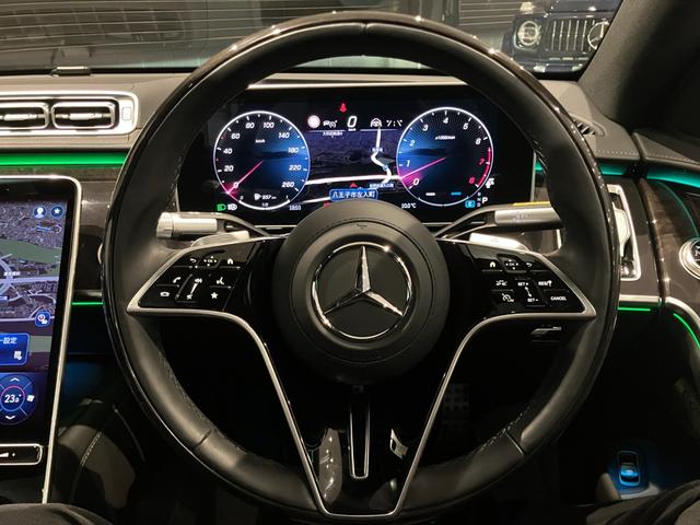 �X�e�A�����O�{�^���́A�g���₷���f�U�C���ł������܂��B�X�e�A�����O�t�߂̃��o�[��A�X�e�A�����O�{�^���ŒǏ]�@�\�̑�����\�ł������܂��I