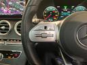 握りやすいステオリングの形状をしておりますので、メルセデス・ベンツがお客様の運転をサポートしてくれます!