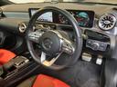 握りやすいステオリングの形状をしておりますので、メルセデス・ベンツがお客様の運転をサポートしてくれます!