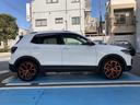 Ｔ－クロス ＴＳＩ　スタイル　Ｄｅｓｉｇｎ　Ｏｒａｎｇｅ　Ｐａｃｋａｇｅ　ＳＳＤカーナビ　ＥＴＣ　渋滞時追従支援システム　駐車支援システム　ブレーキアシスト　レーンキープアシストシステム　レーンチェンジアシストシステム（8枚目）