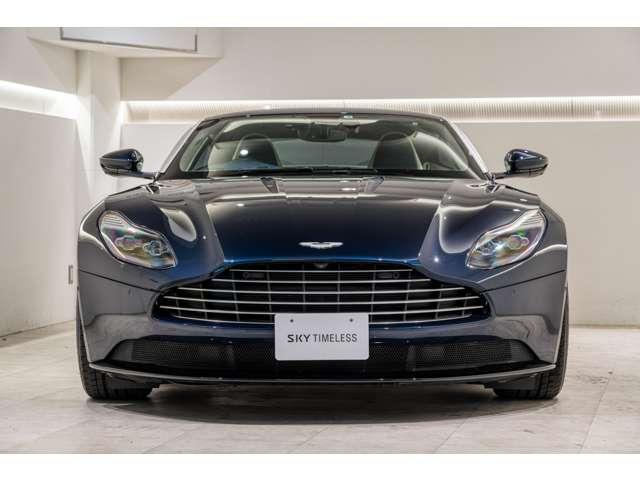 ＤＢ１１ ローンチエディション　オーセラスティール　オーロラブルー　クリームトリュフ　アンブレラ　サテンチョップドカーボン　アダプティブクルーズコントロール　ブラインドスポットモニター　ドライブレコーダー（9枚目）