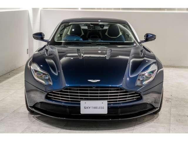 アストンマーティン ＤＢ１１