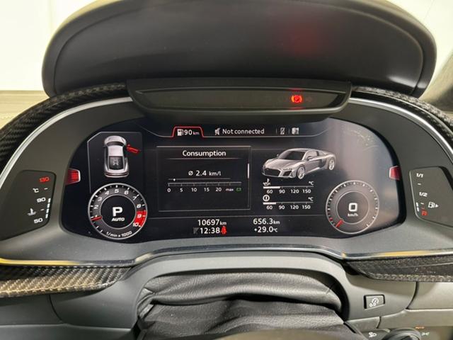 R8 V10 パフォーマンス FSI クワトロ 4WD B&Oサウンド/ファインナッパレザー/カーボンブレーキ/カーボンエクステリア&インテリア/フロントプロテクション施工/アルカンターラルーフ/ダイナミックステアリング/バックカメラ(10枚目)