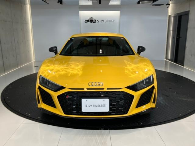 R8 V10 パフォーマンス FSI クワトロ 4WD B&Oサウンド/ファインナッパレザー/カーボンブレーキ/カーボンエクステリア&インテリア/フロントプロテクション施工/アルカンターラルーフ/ダイナミックステアリング/バックカメラ(19枚目)