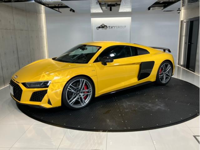 R8 V10 パフォーマンス FSI クワトロ 4WD B&Oサウンド/ファインナッパレザー/カーボンブレーキ/カーボンエクステリア&インテリア/フロントプロテクション施工/アルカンターラルーフ/ダイナミックステアリング/バックカメラ(20枚目)