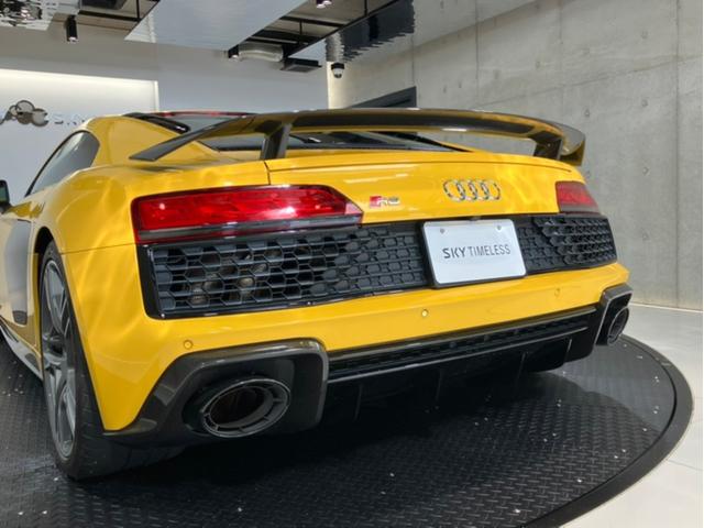 R8 V10 パフォーマンス FSI クワトロ 4WD B&Oサウンド/ファインナッパレザー/カーボンブレーキ/カーボンエクステリア&インテリア/フロントプロテクション施工/アルカンターラルーフ/ダイナミックステアリング/バックカメラ(26枚目)