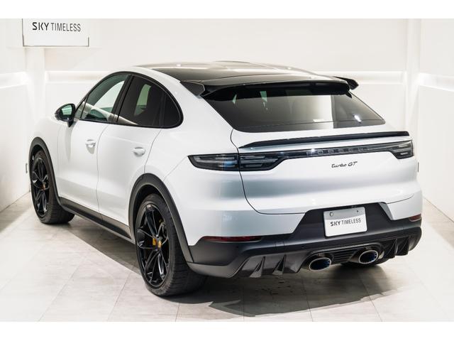 カイエンクーペ カイエンターボGT クーペ ティプトロニックS 20インチGTデザインAW/18wayアダプティブスポーツシート/ベンチレーション(フロント)/アンビエントライト/プライバシーガラス/BOSEサウンドシステム/LEDマトリクス(14枚目)