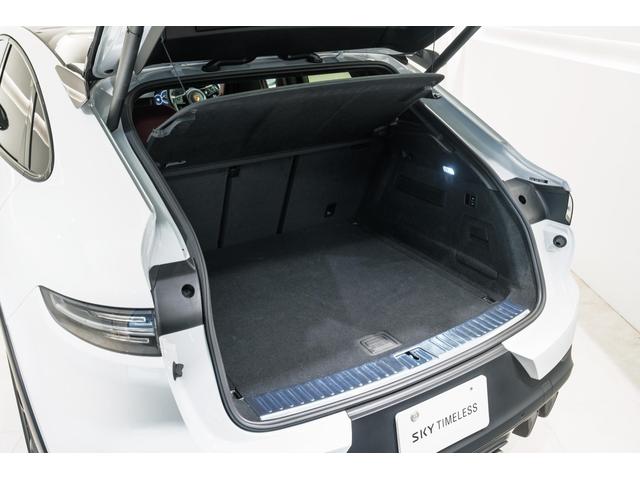 カイエンクーペ カイエンターボGT クーペ ティプトロニックS 20インチGTデザインAW/18wayアダプティブスポーツシート/ベンチレーション(フロント)/アンビエントライト/プライバシーガラス/BOSEサウンドシステム/LEDマトリクス(25枚目)