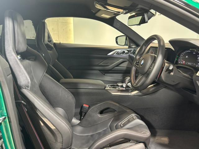 Ｍ４ Ｍ４クーペ　コンペティション　Ｍ・カーボンバケットシート／カーボンファイバーインテリアトリム／レーザーライト／ＨＵＤ／Ｍ・カーボンエクステリアＰＫＧ／Ｈａｒｍａｎ　Ｋａｒｄｏｎ（7枚目）