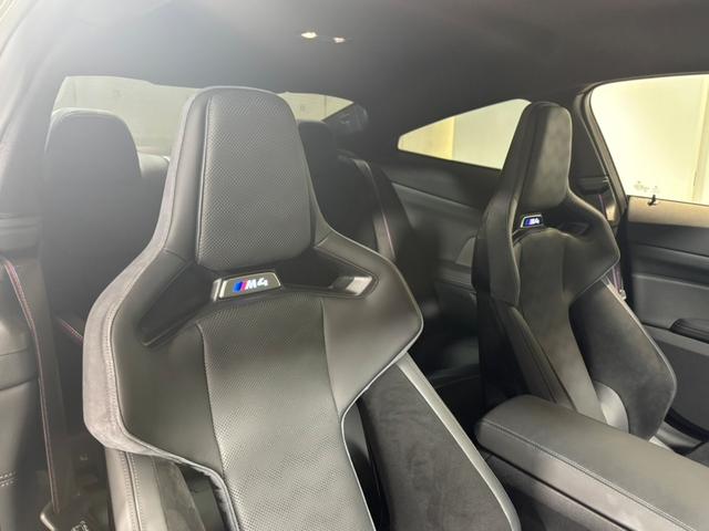 Ｍ４ Ｍ４クーペ　コンペティション　Ｍ・カーボンバケットシート／カーボンファイバーインテリアトリム／レーザーライト／ＨＵＤ／Ｍ・カーボンエクステリアＰＫＧ／Ｈａｒｍａｎ　Ｋａｒｄｏｎ（14枚目）