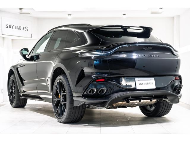 DBX 707 4WD マイナーチェンジ後モデル/カーボンエクステリアPKG/グロスブラックフロントグリル/スモークテールライト/ステアリングヒーター/B&Wスピーカー/ブロンズキャリパー(5枚目)