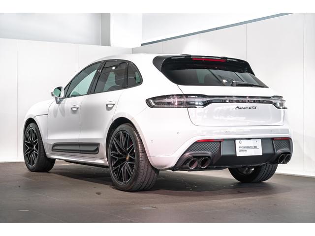 マカン マカンＧＴＳ　スポクロ　スポエグ　Ｐルーフ　ＢＯＳＥ　エアーサスペンション　サラウンドビューシステム　ＬＥＤライティングシステム　アダプティブクルーズコントロール　レーンキーピングアシスト　パワーステアリングプラス（2枚目）