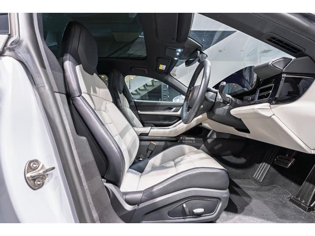 タイカン タイカン　４Ｓ　スポクロ　Ｐルーフ　ＨＤマトリックス（3枚目）