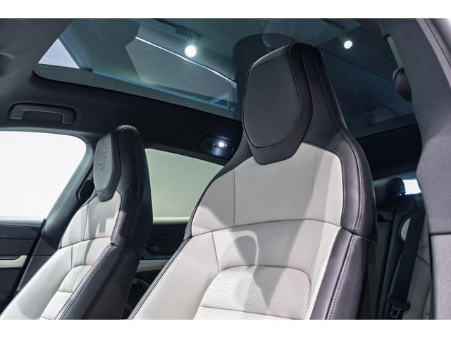 タイカン タイカン　４Ｓ　スポクロ　Ｐルーフ　ＨＤマトリックス（12枚目）