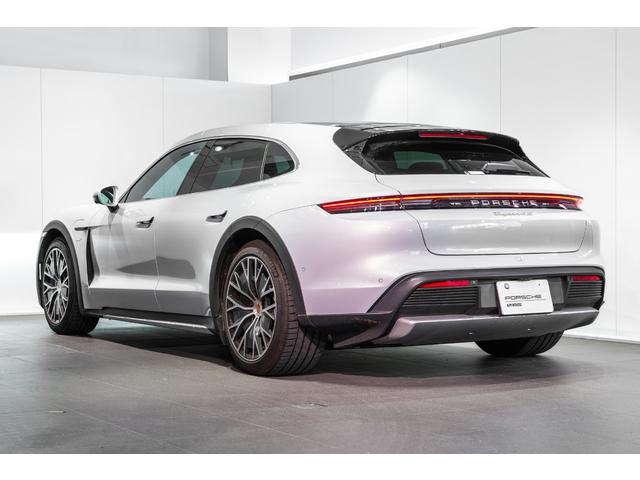 タイカンクロスツーリスモ タイカン 4Sクロスツーリスモ スポクロ Pルーフ HDマトリックス(2枚目)