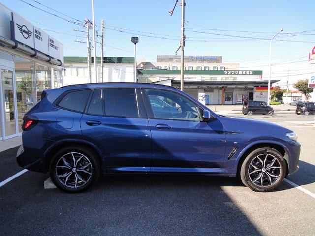 X3 xDrive 20d Mスポーツ ブラックレザー パノラマガラスサンルーフ ヘッドアップディスプレイ シートクーラー シートクーラー アクティブクルーズコントロール コンフォートアクセス オートトランク パーキングアシスト(3枚目)