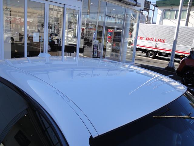 ２シリーズ ２２０ｉクーペ　Ｍスポーツ　シートヒーター　パドルシフト　電動シートメモリー付　ヘッドアップディスプレイ　コンフォートアクセス　パーキングアシスト　リバースアシスト　レーンアシスト　ＥＴＣ２．０　ＬＥＤライト　バックカメラ（6枚目）