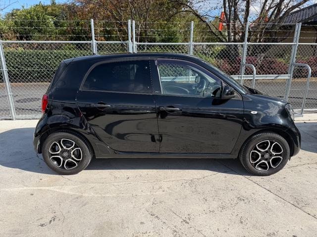 スマートフォーフォー プライム ナビ バックカメラ ETC ディーラーメンテナンス ワンオーナー ガラスルーフ レザーシート シートヒーター(19枚目)