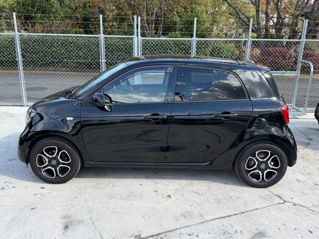 スマートフォーフォー プライム ナビ バックカメラ ETC ディーラーメンテナンス ワンオーナー ガラスルーフ レザーシート シートヒーター(22枚目)