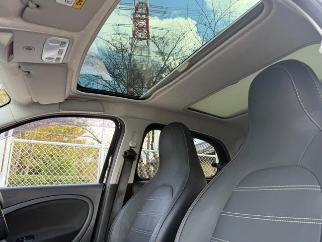 スマートフォーフォー プライム ナビ バックカメラ ETC ディーラーメンテナンス ワンオーナー ガラスルーフ レザーシート シートヒーター(36枚目)