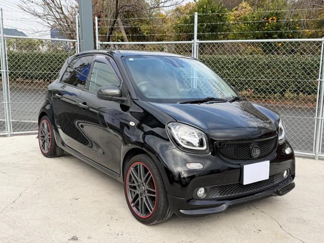 スマートフォーフォー BRABUS スポーツ 9インチナビ バックカメラ TV ディーラーメンテナンス 記録簿 360°ドラレコ ガラスルーフ シートヒーター カーボン調 ETC(7枚目)