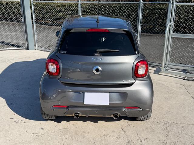 スマートフォーフォー ＢＲＡＢＵＳ　エクスクルーシブ　ナビ　バックカメラ　ドラレコ　ＥＴＣ　ガラスルーフ　レザーシート　シートヒーター（18枚目）