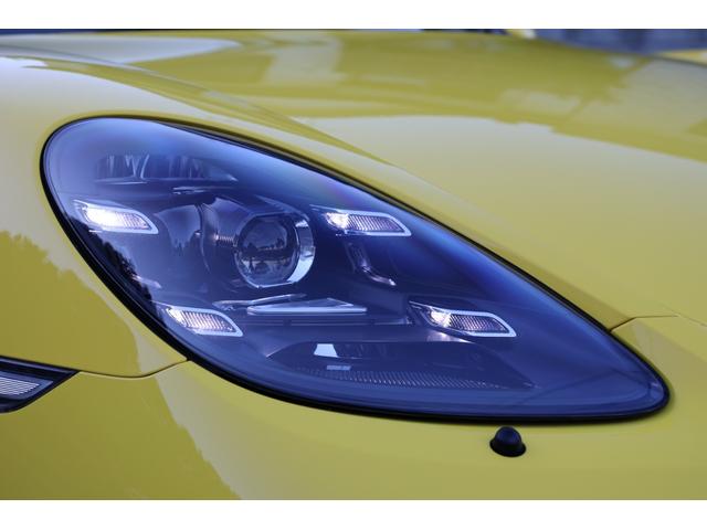 ７１８ケイマン ７１８ケイマンＧＴ４　ＬＥＤ４灯ＰＤＬＳプラス　６速ＭＴ　オールレザーインテリア　ヒーター　電動ミラーバックカメラ　禁煙（2枚目）