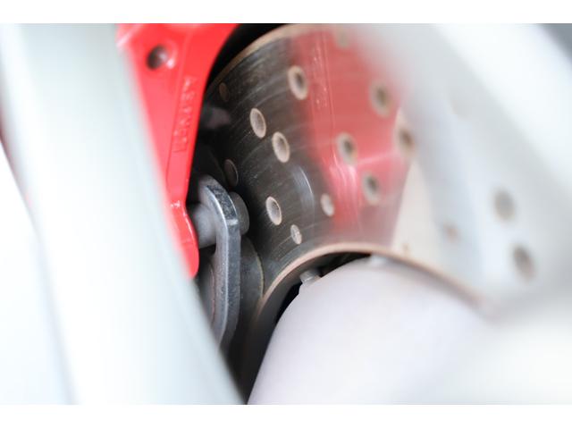 ７１８ケイマン ７１８ケイマンＧＴ４　ＬＥＤ４灯ＰＤＬＳプラス　６速ＭＴ　オールレザーインテリア　ヒーター　電動ミラーバックカメラ　禁煙（33枚目）