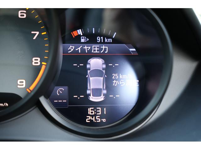 ７１８ケイマン ７１８ケイマンＧＴ４　ＬＥＤ４灯ＰＤＬＳプラス　６速ＭＴ　オールレザーインテリア　ヒーター　電動ミラーバックカメラ　禁煙（35枚目）