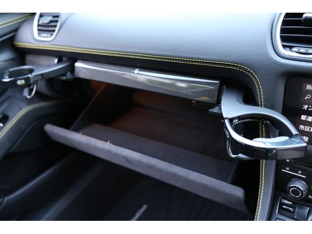 ７１８ケイマン ７１８ケイマンＧＴ４　ＬＥＤ４灯ＰＤＬＳプラス　６速ＭＴ　オールレザーインテリア　ヒーター　電動ミラーバックカメラ　禁煙（39枚目）