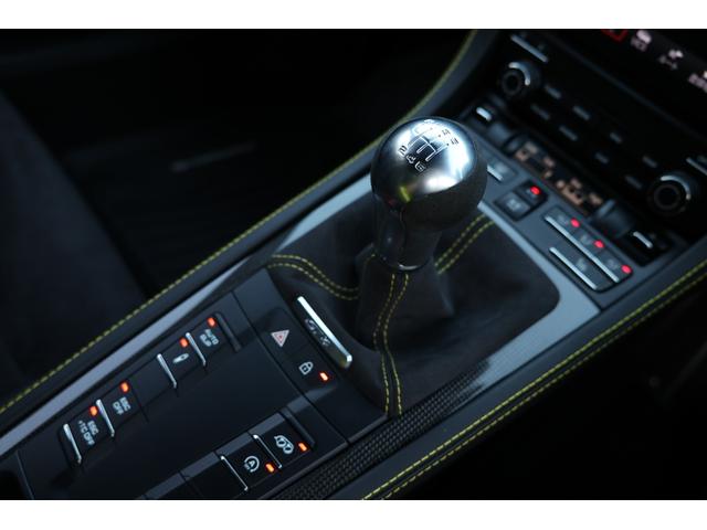 ７１８ケイマン ７１８ケイマンＧＴ４　ＬＥＤ４灯ＰＤＬＳプラス　６速ＭＴ　オールレザーインテリア　ヒーター　電動ミラーバックカメラ　禁煙（40枚目）