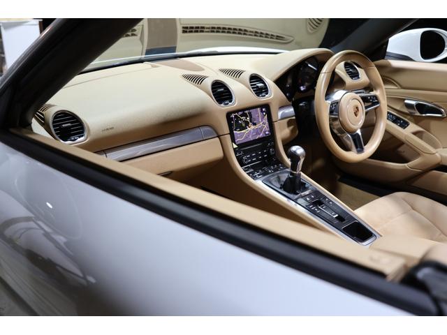 718ボクスター 718ボクスター 弊社顧客買取車 2オーナー車 右MT PDLSプラス4灯LED バックカメラ ヒーター 電格ミラー(10枚目)
