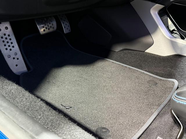 A110 プルミエール・エディション 左ハンドル バケットシート 限定車 バックカメラ 禁煙車(34枚目)