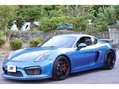スタッフ全員ポルシェを所有し、各自路線の違う楽しみ方をしております。カスタムイベント受賞歴、スーパー耐久出場歴あり。 5