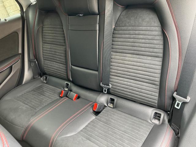 CLAクラス シューティングブレーク CLA180 シューティングブレーク AMGスタイル プレミアムパッケージ 認定保証2年付 アンビエントライト サンルーフ ハーマンカードンオーディオ(21枚目)