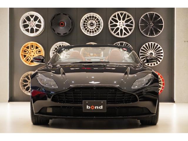 アストンマーティン ＤＢ１１