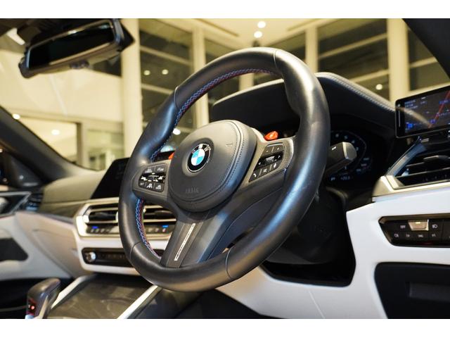 Ｍ４ Ｍ４カブリオレ　コンペティション　Ｍ　ｘＤｒｉｖｅ　ワンオーナー　ＯＰスペシャルカラーマットブラック　内装色アイボリーホワイトレザー　シートヒーター　ベンチレーション（52枚目）